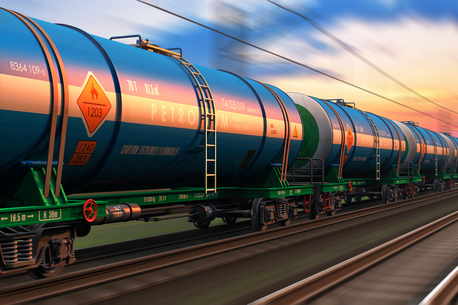 «Нефтьмагистраль» пожаловалась на невозможность купить топливо на бирже в Петербурге